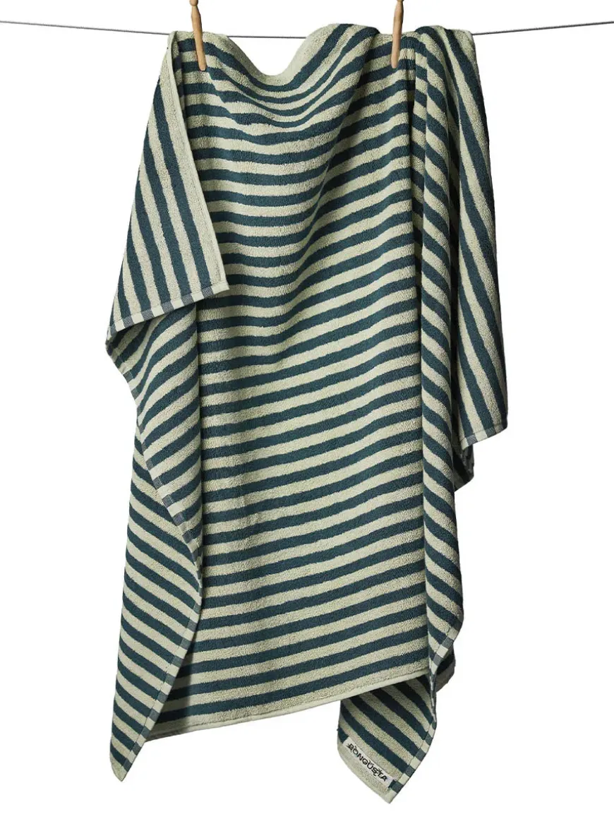 Naram towel - Baby pink & Ski patrol fra Bongusta