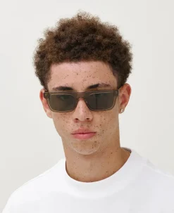 NEW DYLAN, brown havana fra MessyWeekend