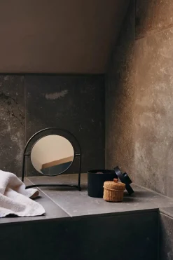 Nimbus Table Mirror fra Audo Copenhagen