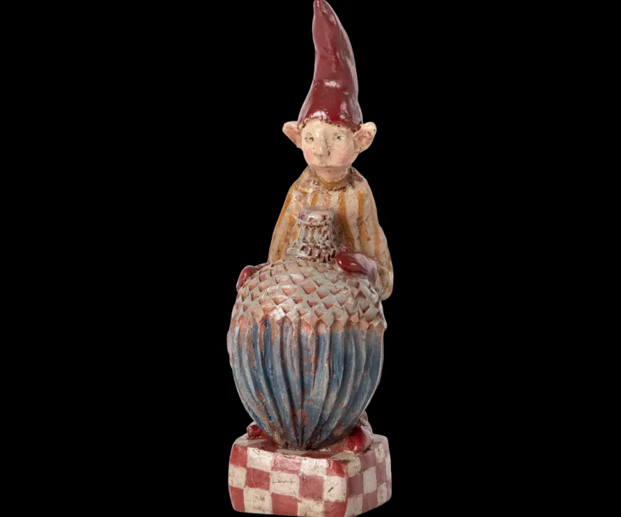 Noilly Noël, No. 32 Nissedreng med rød julekugle fra Maileg 2025