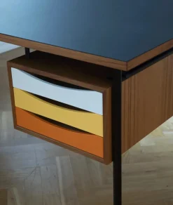 Nyhavn Skrivebord, 170 cm af Finn Juhl