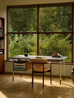 Nyhavn Skrivebord m. Skuffekassette af Finn Juhl