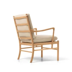 OW149 Colonial lænestol, eg olie, Terra-læder af Ole Wanscher