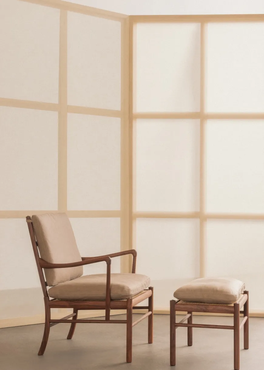 OW149F Fodskammel til Colonial lænestol, eg olie, Terra-læder af Ole Wanscher