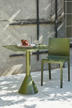 Palissade Cone Table fra Hay