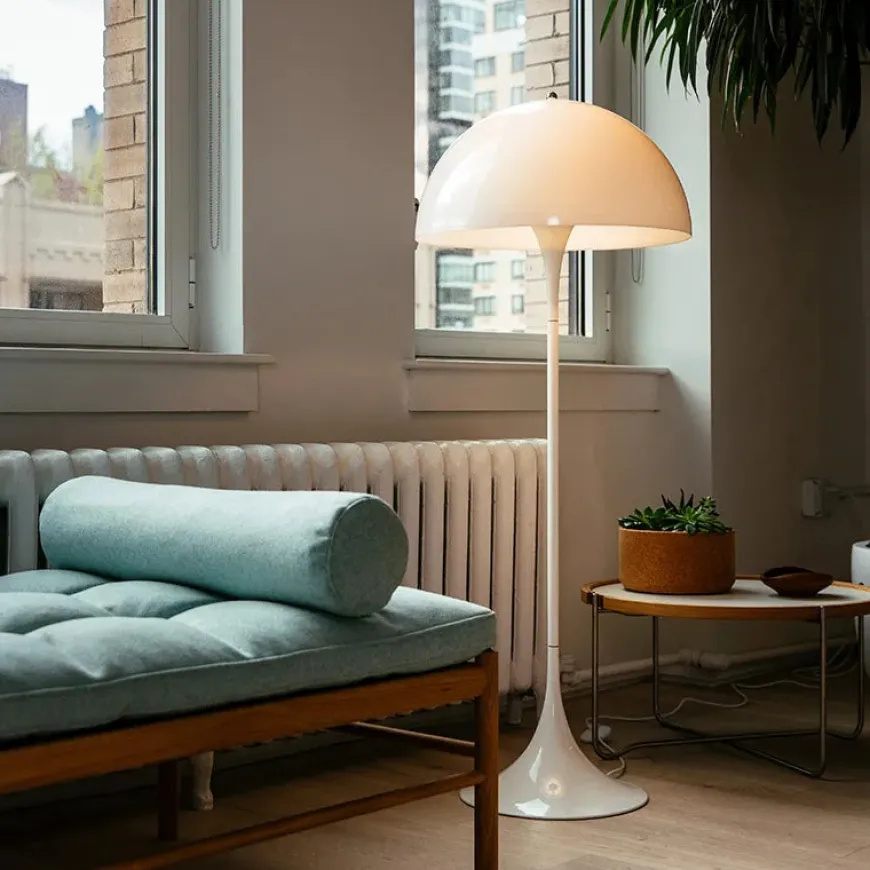 Panthella gulvlampe af Verner Panton