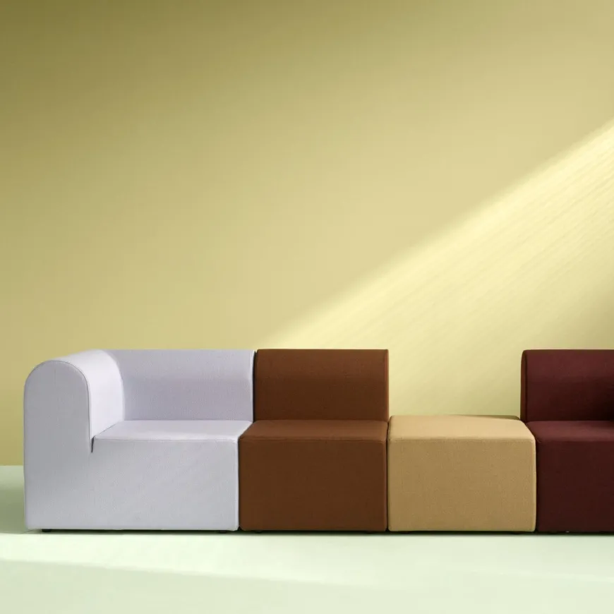 Paradigm 3-personers sofa med pouf venstre fra Montana