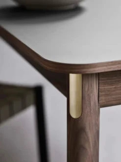 Patch HW2 Spisebord Med Udtræk fra &Tradition