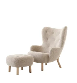 Petra VB3 lænestol inkl. Skammel,  Ecriture 0640 fra &Tradition