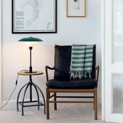 PH 3½-2½ Bordlampe, gul af Poul Henningsen