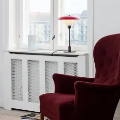 PH 3½-2½ Bordlampe, rød af Poul Henningsen