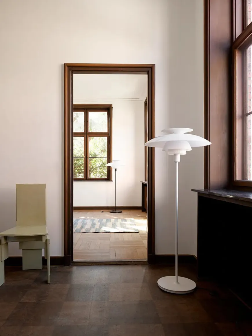 PH 80 gulvlampe, sort fra Louis Poulsen