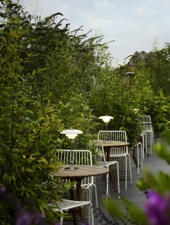 PH 2/1 Portable Bordlampe, krom fra Louis Poulsen