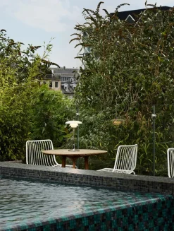 PH 2/1 Portable Bordlampe, krom fra Louis Poulsen