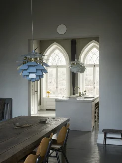 PH Artichoke Soft White/Brass fra Louis Poulsen