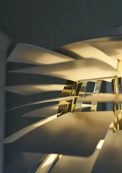 PH Artichoke Soft White/Brass fra Louis Poulsen