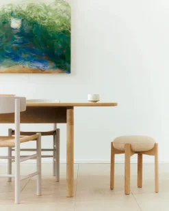 Pioneer Stool, smoked oak/zero 0001 fra Fredericia Furniture