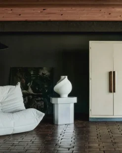 Pirout Vase 02, ceramic fra Louise Roe