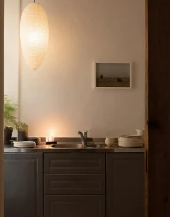 Pisu 16 Plate, vanilla white fra Louise Roe