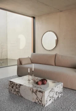 Plinth Low Black Nero Marquina marmor fra Audo Copenhagen