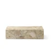 Plinth Low Sand Kunis Breccia marmor fra Audo Copenhagen