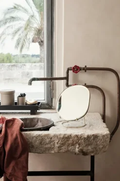 Pond Table Mirror, Brass fra Ferm Living