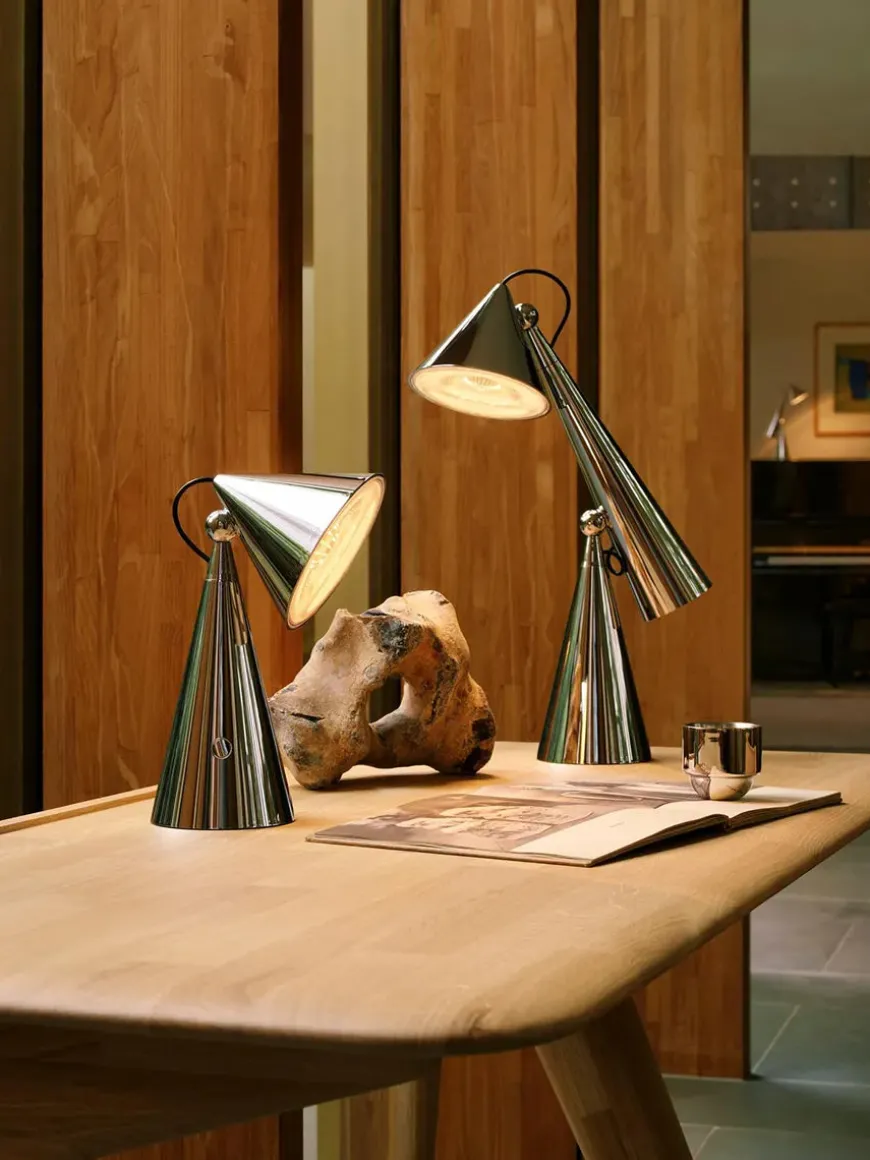 Pose Task LED Bordlampe fra Tom Dixon