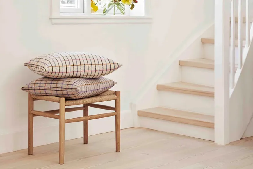 R36 Søndergade Pude, lilla hestedækken fra FDB Møbler