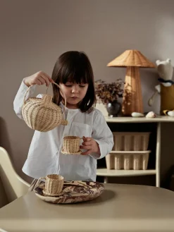 Rattan Tea Set fra Ferm Living