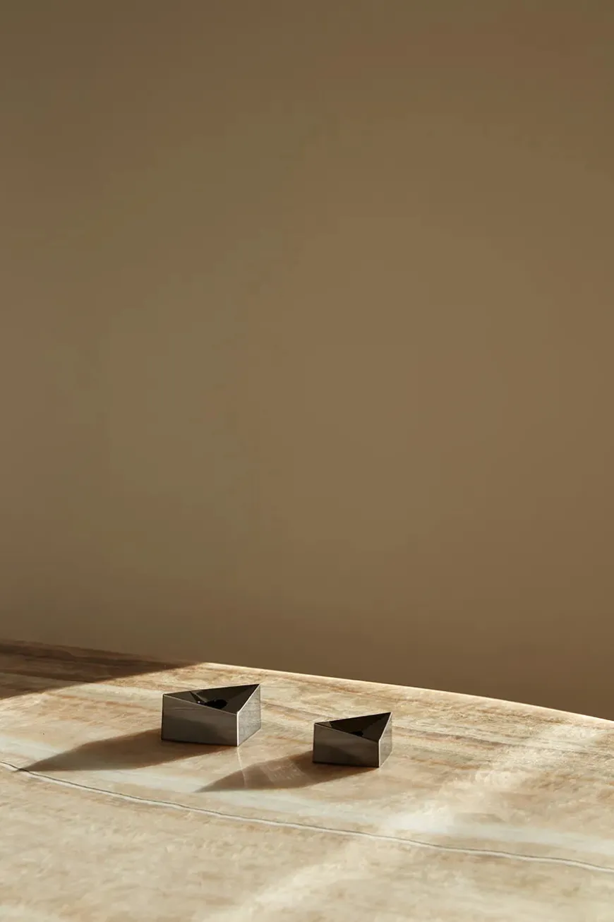 Reflect Lysestage, sort krom fra STOFF Nagel