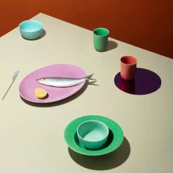 Rhombe krus, mørk blå fra Lyngby Porcelæn