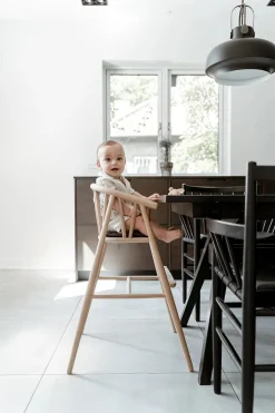 Saga Højstol, eg fra Oaklings