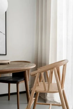 Saga Højstol, eg fra Oaklings