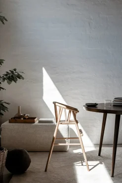 Saga Højstol, eg fra Oaklings