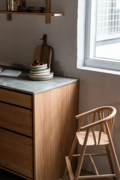 Saga Højstol, eg fra Oaklings