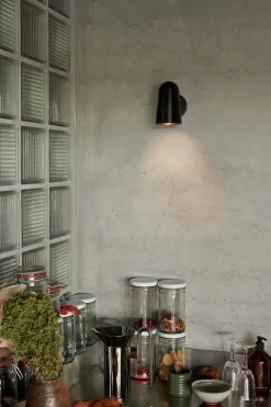 SC105 væglampen - Messing - fra &Tradition