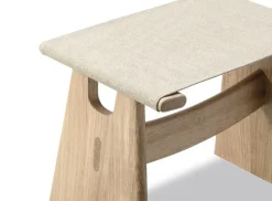 Seto Stool, eg lys olie fra Fredericia Furniture