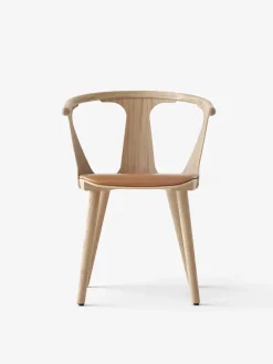 SK2 In Between spisebordsstol m. polstret sæde fra &Tradition