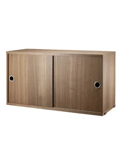 Skab m. Skydelåger fra String