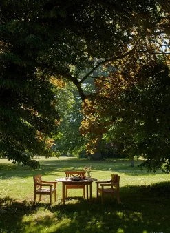 Skagerak Drachmann Bord Ø126 cm fra Fritz Hansen