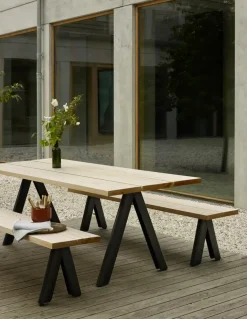 Skagerak Overlap Bord fra Fritz Hansen