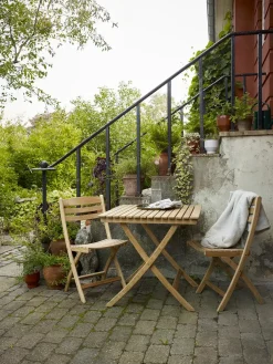 Skagerak Selandia Sæt, 2 armstole og Ø 94 bord fra Fritz Hansen