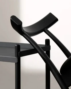 Skinny wooden chair, ash/white fra Nine