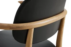 Slow spisebordsstol, eg sort læder fra Stellar Works