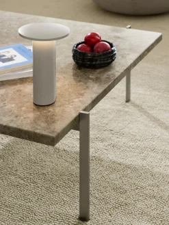 Solae Portable lampe af Cecilie Manz