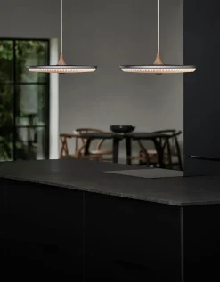 Soleil pendel medium, røget eg, papir skærm fra Le Klint