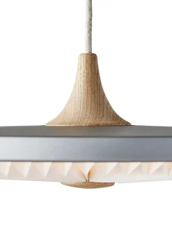Soleil pendel small, lys eg, papir skærm fra Le Klint