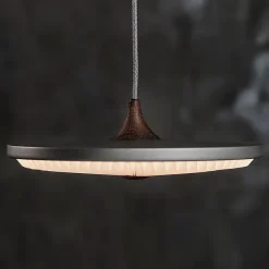 Soleil pendel small, lys eg, papir skærm fra Le Klint