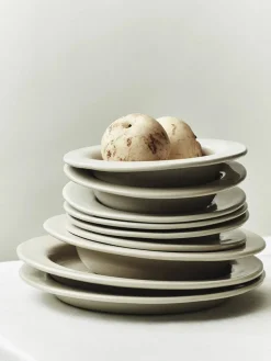 S.R. Small Shallow Bowl fra Louise Roe