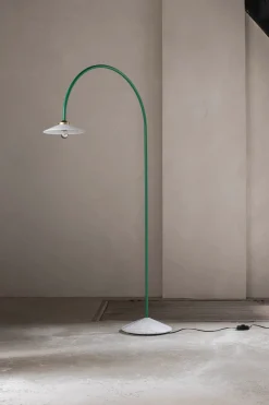 Standing Lamp No. 2 Marble fra Valerie Objects